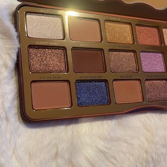 NWT Better Than Chocolate Cocoa-Infused Eye Shadow Palette by Too Faced - Picture 15 of 16